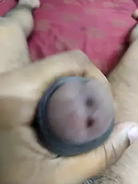 Aaryans69 online show from November 3, 2025, 11:59 pm