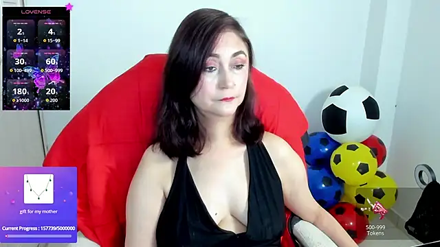 Snapshot of danielahot66 chatting on June 25, 2026, 6:29 am danielahot66 online show from June 25, 2026, 6:29 am