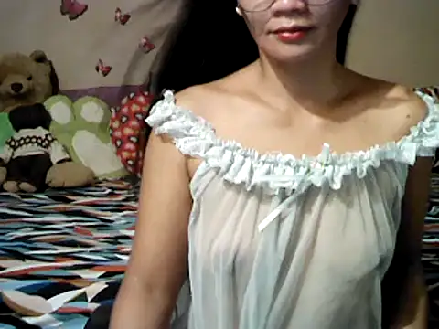 Mia Rein online show from December 19, 2025, 1:56 am