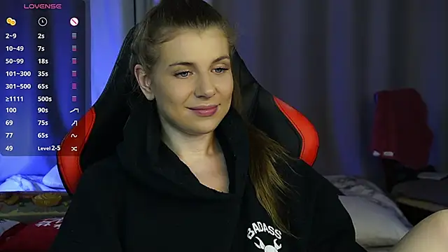 Just alice online show from March 18, 2025, 6:04 pm