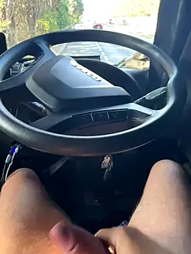 OhMyRichard online show from September 25, 2025, 8:40 am