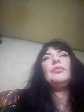 Snapshot of Flo_Sandra chatting on April 21, 2026, 7:03 am Flo Sandra online show from April 21, 2026, 7:03 am