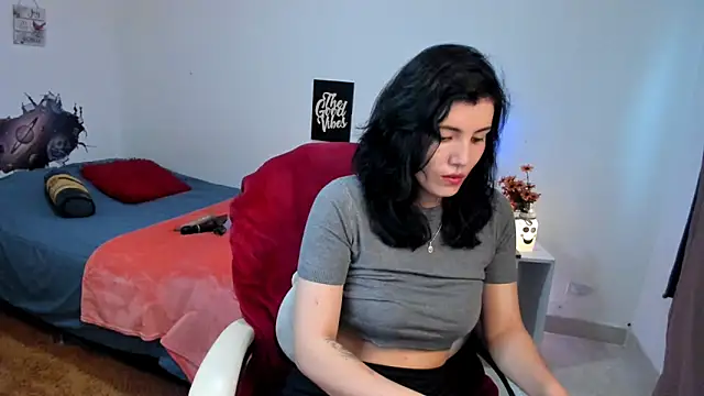 Snapshot of jrcamila chatting on February 25, 2025, 2:22 pm jrcamila online show from February 25, 2025, 2:22 pm