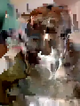 Snapshot of Miguel_1233 chatting on October 8, 2025, 1:31 pm Miguel 1233 online show from October 8, 2025, 1:31 pm
