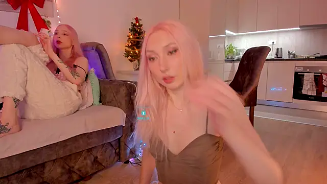 AlexRoseLiRed online show from December 31, 2024, 12:00 am