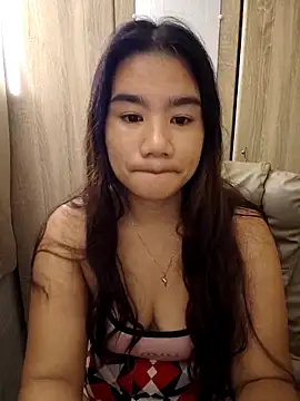 Kissy07 online show from October 28, 2025, 10:01 pm