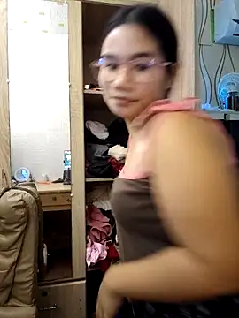 Kissy07 online show from November 27, 2025, 2:13 am