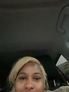 Snapshot of BigFineSelena chatting on March 15, 2025, 4:54 pm BigFineSelena online show from March 15, 2025, 4:54 pm