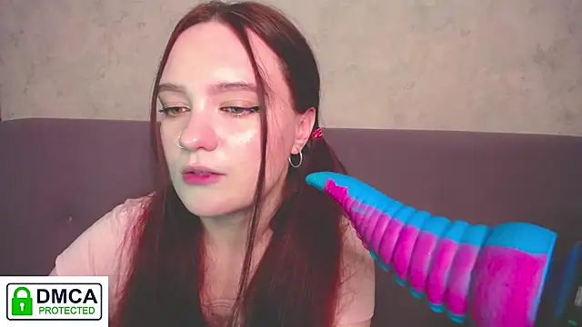 Alyssa   Scarlet online show from November 26, 2025, 2:23 am