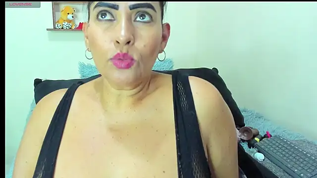 anie milf1 online show from July 8, 2026, 9:52 pm