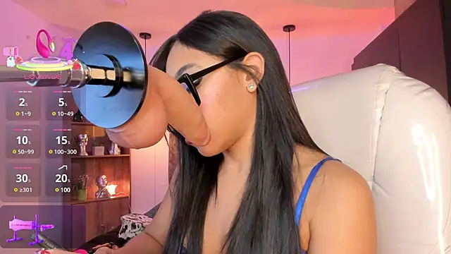 Olivia ds online show from February 21, 2025, 4:18 am