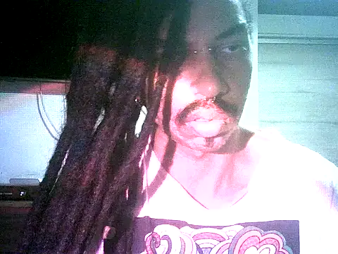 Snapshot of DarkSlim666 chatting on February 25, 2026, 3:38 am DarkSlim666 online show from February 25, 2026, 3:38 am