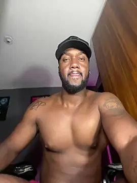 blackdrey18 online show from February 13, 2025, 2:31 pm