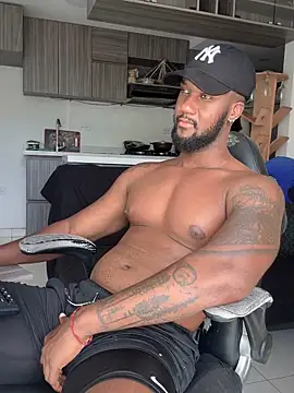 blackdrey18 online show from October 3, 2025, 4:37 pm