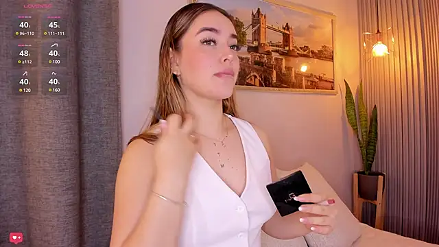 Assh lee  online show from February 11, 2025, 12:37 pm