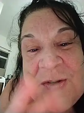 Yaya Mineira online show from May 15, 2026, 11:56 pm
