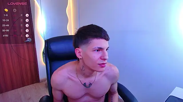 Snapshot of harrisoncuper chatting on December 1, 2024, 9:48 pm harrisoncuper online show from December 1, 2024, 9:48 pm