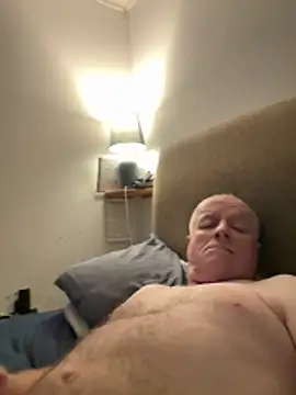 Snapshot of locallad88 chatting on June 11, 2026, 9:46 pm locallad88 online show from June 11, 2026, 9:46 pm