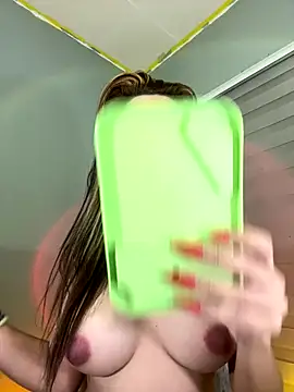 Snapshot of Katy__Perry chatting on October 20, 2025, 8:59 am Katy Perry online show from October 20, 2025, 8:59 am