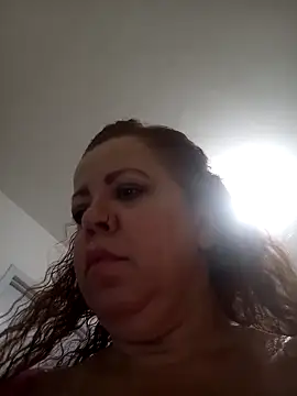 CASADASIGILO2 online show from November 28, 2025, 4:15 am