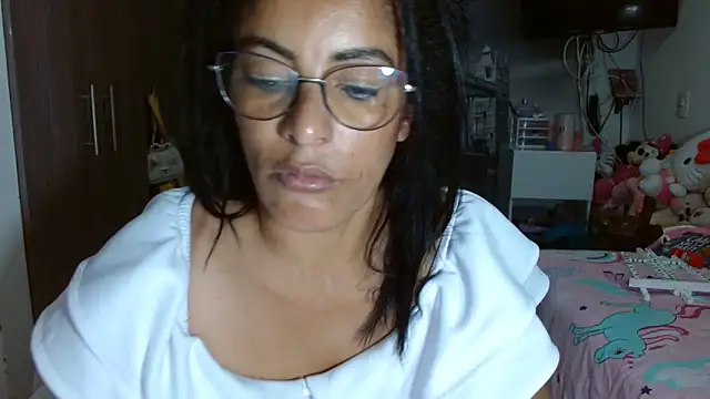 Snapshot of kateleyagrey chatting on December 6, 2024, 12:12 am kateleyagrey online show from December 6, 2024, 12:12 am