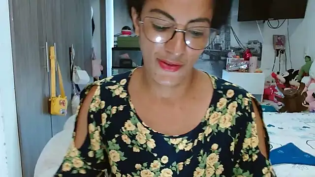 Snapshot of kateleyagrey chatting on December 10, 2024, 9:43 pm kateleyagrey online show from December 10, 2024, 9:43 pm