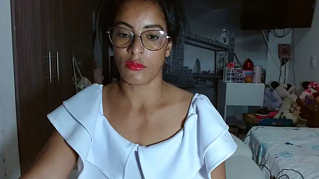 Snapshot of kateleyagrey chatting on December 14, 2024, 10:50 pm kateleyagrey online show from December 14, 2024, 10:50 pm