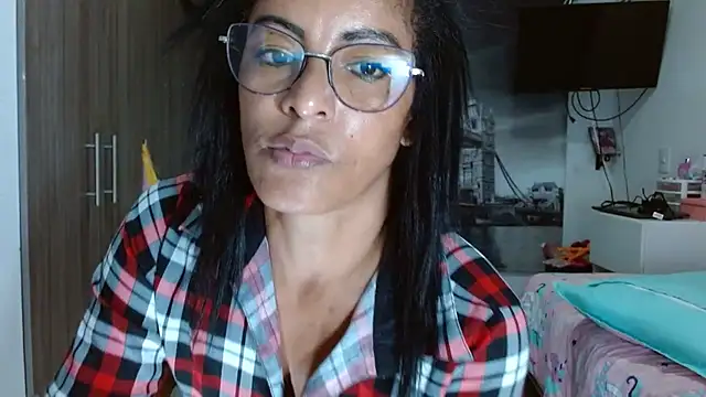 Snapshot of kateleyagrey chatting on January 18, 2025, 5:10 am kateleyagrey online show from January 18, 2025, 5:10 am