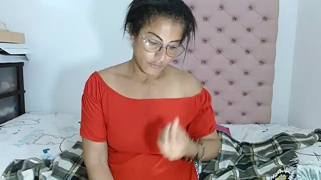 Snapshot of kateleyagrey chatting on March 7, 2025, 10:32 pm kateleyagrey online show from March 7, 2025, 10:32 pm