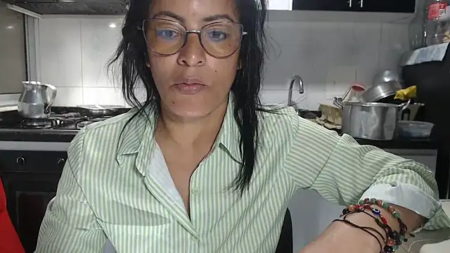 Snapshot of kateleyagrey chatting on September 22, 2025, 11:12 am kateleyagrey online show from September 22, 2025, 11:12 am