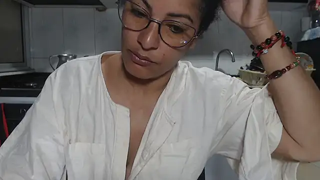 Snapshot of kateleyagrey chatting on October 11, 2025, 10:58 am kateleyagrey online show from October 11, 2025, 10:58 am