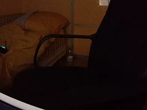 KmlBI26 online show from December 28, 2024, 7:43 pm