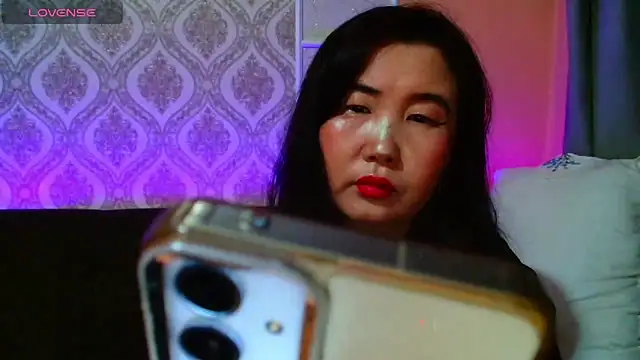 Bet Lu online show from February 15, 2025, 6:33 pm