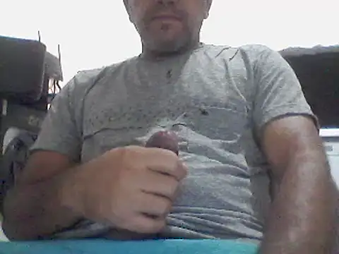 marronzinho23c online show from January 21, 2025, 6:34 pm