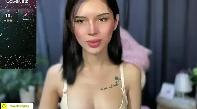 Snapshot of Lawasita48 chatting on February 4, 2025, 3:26 pm Lawasita48 online show from February 4, 2025, 3:26 pm