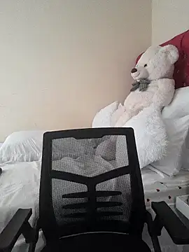 Snapshot of BoobQueenxx chatting on February 2, 2025, 6:04 am BoobQueenxx online show from February 2, 2025, 6:04 am