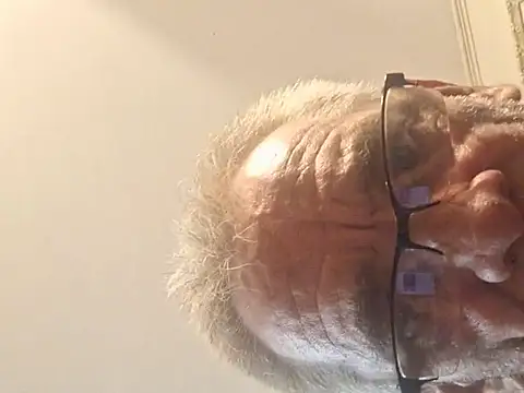 Snapshot of highstepper500 chatting on September 20, 2025, 4:13 am highstepper500 online show from September 20, 2025, 4:13 am