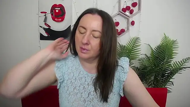 Snapshot of Abby_Taylorr chatting on April 17, 2026, 6:38 am Abby Taylorr online show from April 17, 2026, 6:38 am