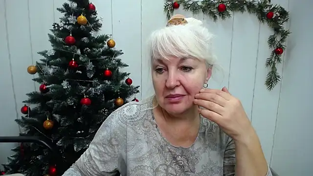 Snapshot of BlondyLeeBest chatting on December 1, 2024, 7:14 pm BlondyLeeBest online show from December 1, 2024, 7:14 pm