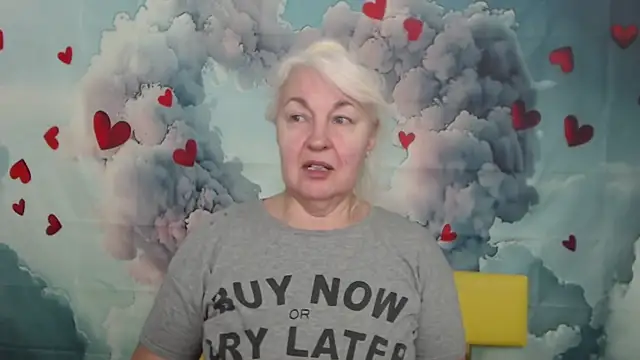 Snapshot of BlondyLeeBest chatting on January 25, 2025, 7:18 pm BlondyLeeBest online show from January 25, 2025, 7:18 pm