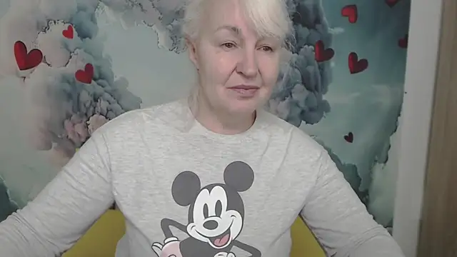 Snapshot of BlondyLeeBest chatting on February 2, 2025, 7:14 pm BlondyLeeBest online show from February 2, 2025, 7:14 pm