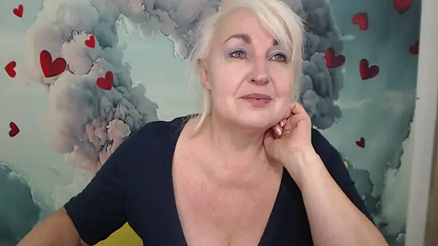 Snapshot of BlondyLeeBest chatting on February 14, 2025, 7:12 pm BlondyLeeBest online show from February 14, 2025, 7:12 pm
