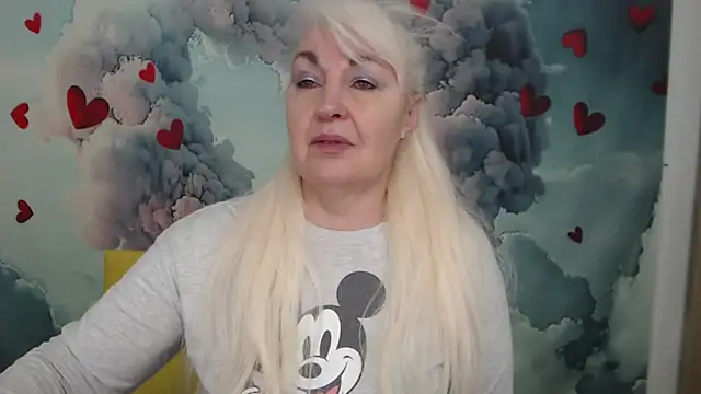 Snapshot of BlondyLeeBest chatting on February 15, 2025, 7:17 pm BlondyLeeBest online show from February 15, 2025, 7:17 pm