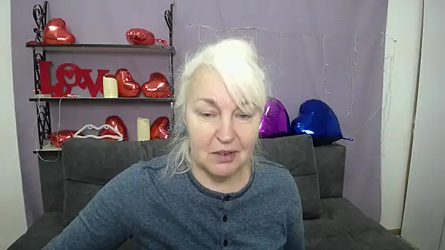 Snapshot of BlondyLeeBest chatting on March 2, 2025, 7:12 pm BlondyLeeBest online show from March 2, 2025, 7:12 pm