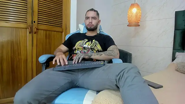 matteosantos online show from March 21, 2025, 11:55 am