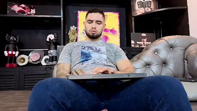 matteosantos online show from September 10, 2025, 11:43 am