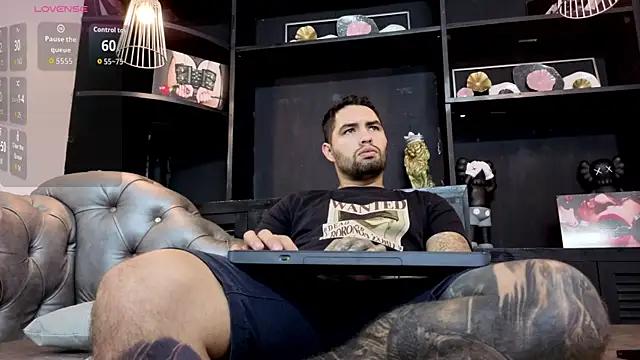 matteosantos online show from November 4, 2025, 11:42 am