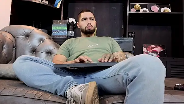 matteosantos online show from April 10, 2026, 12:10 pm