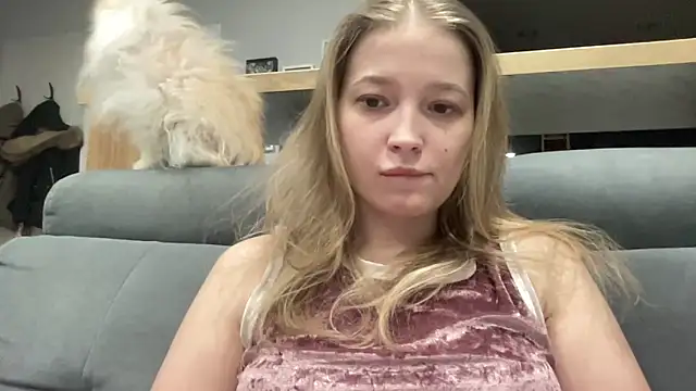 CharmingSarah online show from February 24, 2025, 5:42 pm