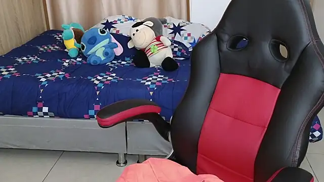  anastasia online show from February 19, 2025, 9:36 pm